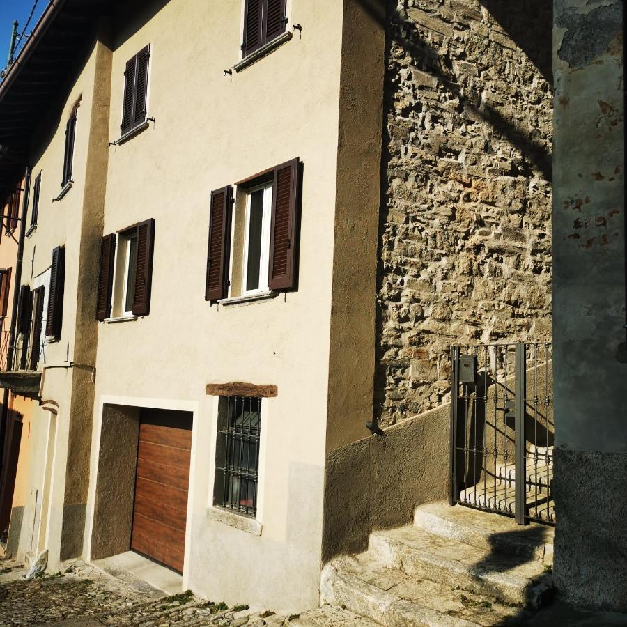 Casa Alla Fontana Faggeto Lario Exterior photo